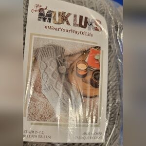 MUK LUKS Dark Gray Socks S/M (Shoe Size 5 - 7.5)